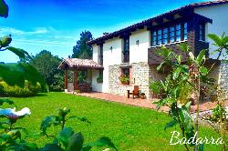 CASA ASTURIANA EN ENTORNO NATURAL